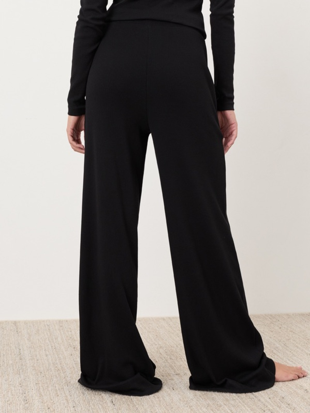 PACT Dream Rib Wide Leg Lounge Pant Made With Organic Cotton- Like New. - Picture 3 of 5